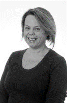 Dr Ruth Plume